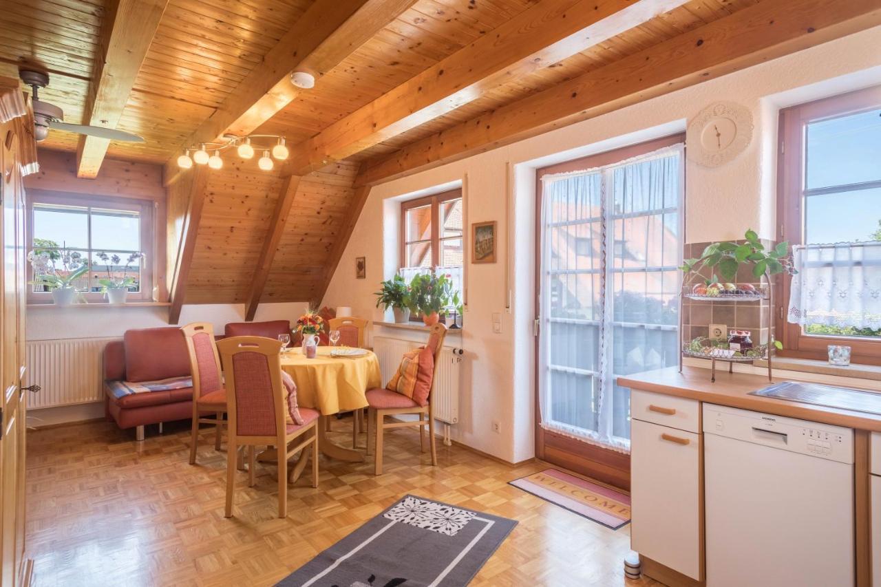 Haus Desor Apartment Kressbronn am Bodensee Exterior photo